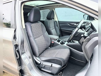 Used Nissan Qashqai 2014 for sale - 76936108: Photo