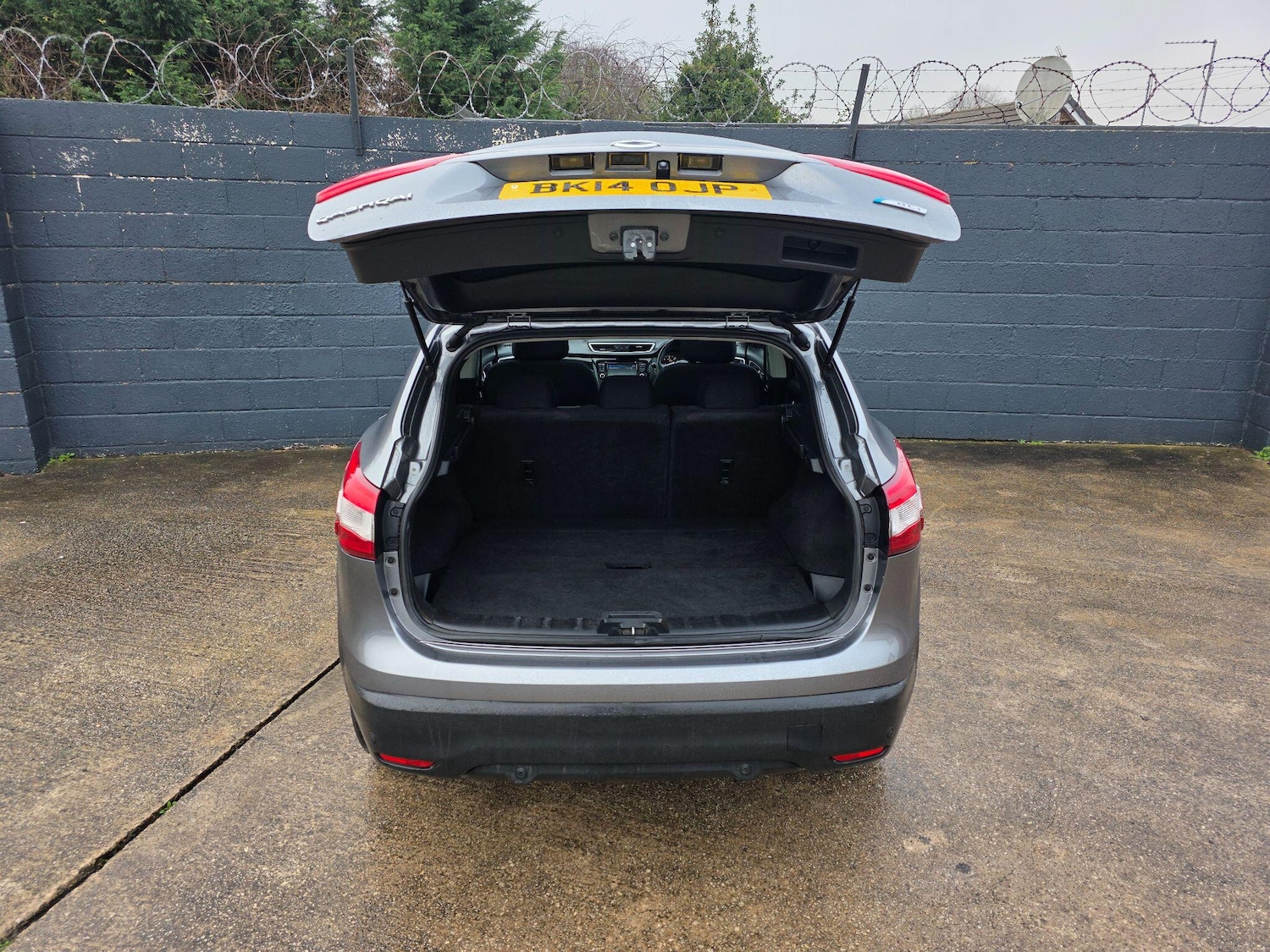 Used Nissan Qashqai 2014 for sale - 76936108: Photo 35