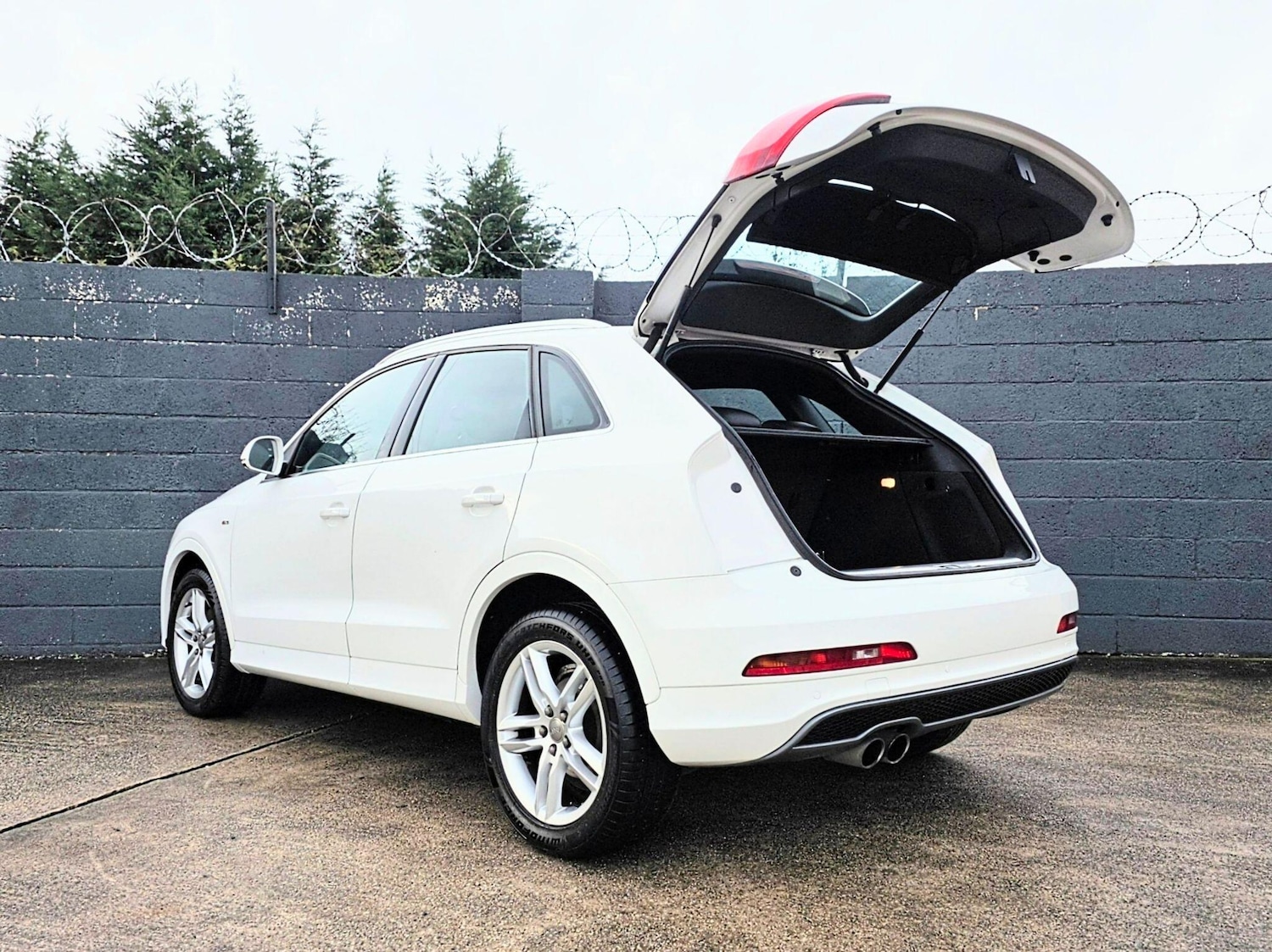 Used Audi Q3 2014 for sale - 76727259: Photo 15