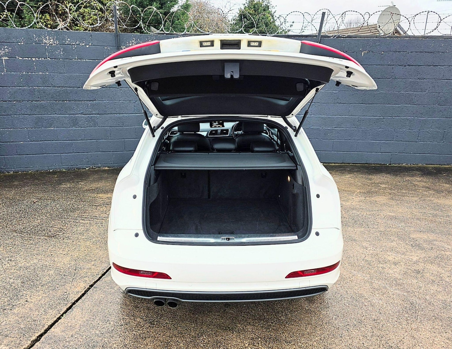 Used Audi Q3 2014 for sale - 76727259: Photo 18