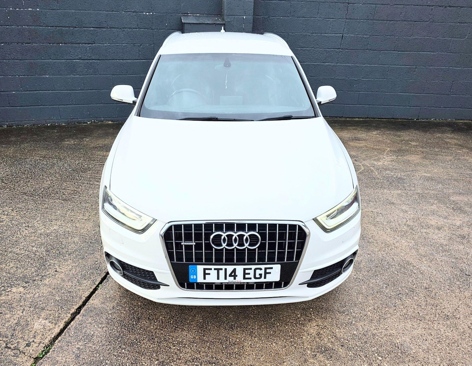 Used Audi Q3 2014 for sale - 76727259: Photo 2
