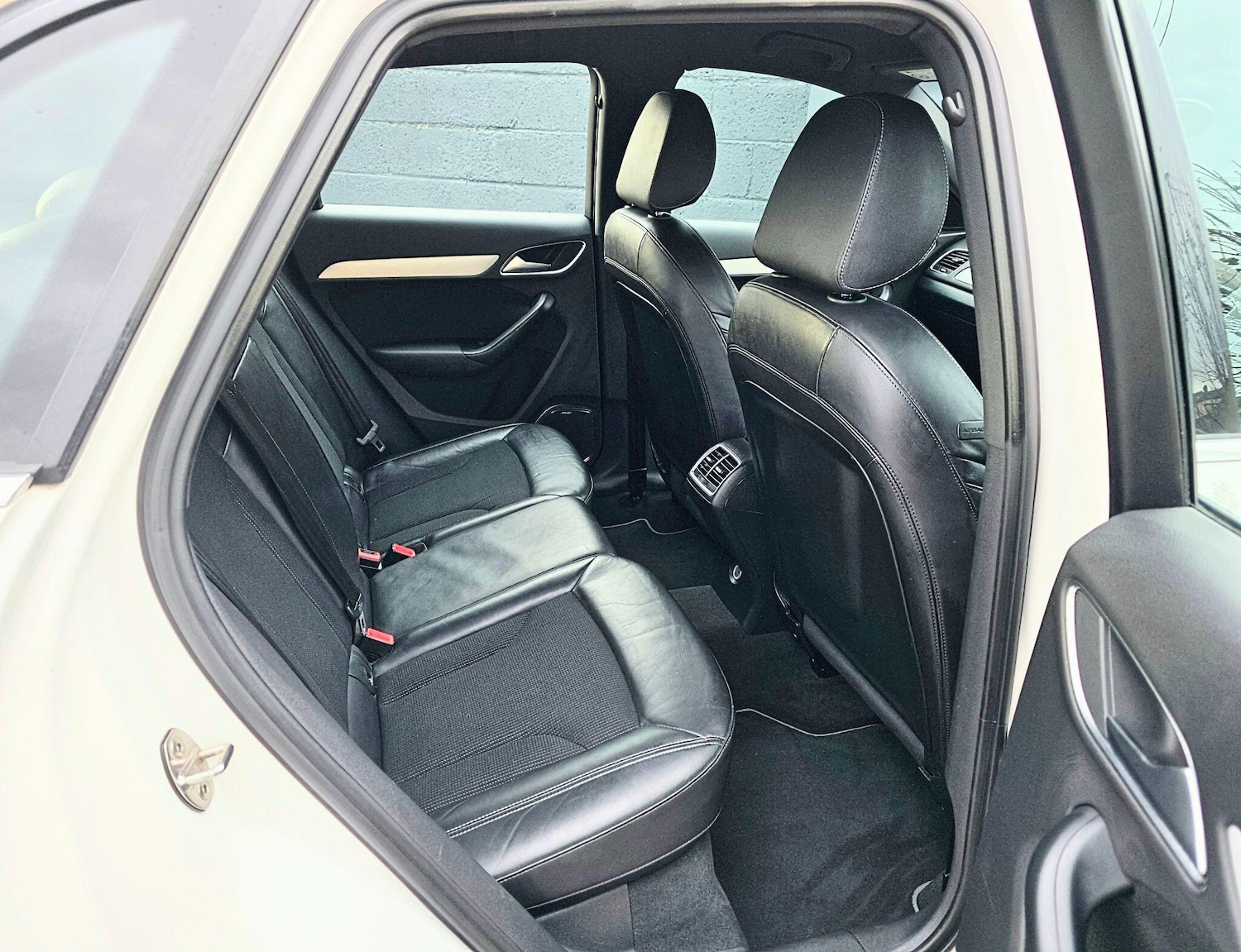 Used Audi Q3 2014 for sale - 76727259: Photo 28