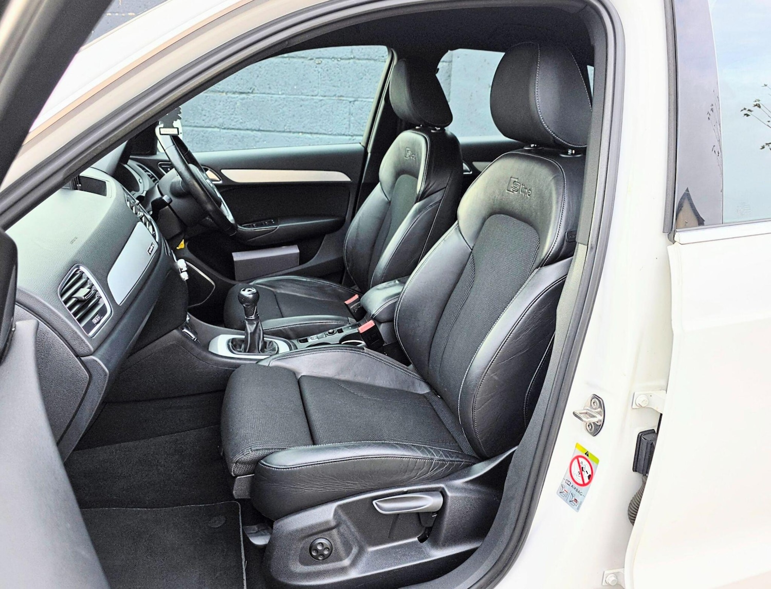 Used Audi Q3 2014 for sale - 76727259: Photo 30