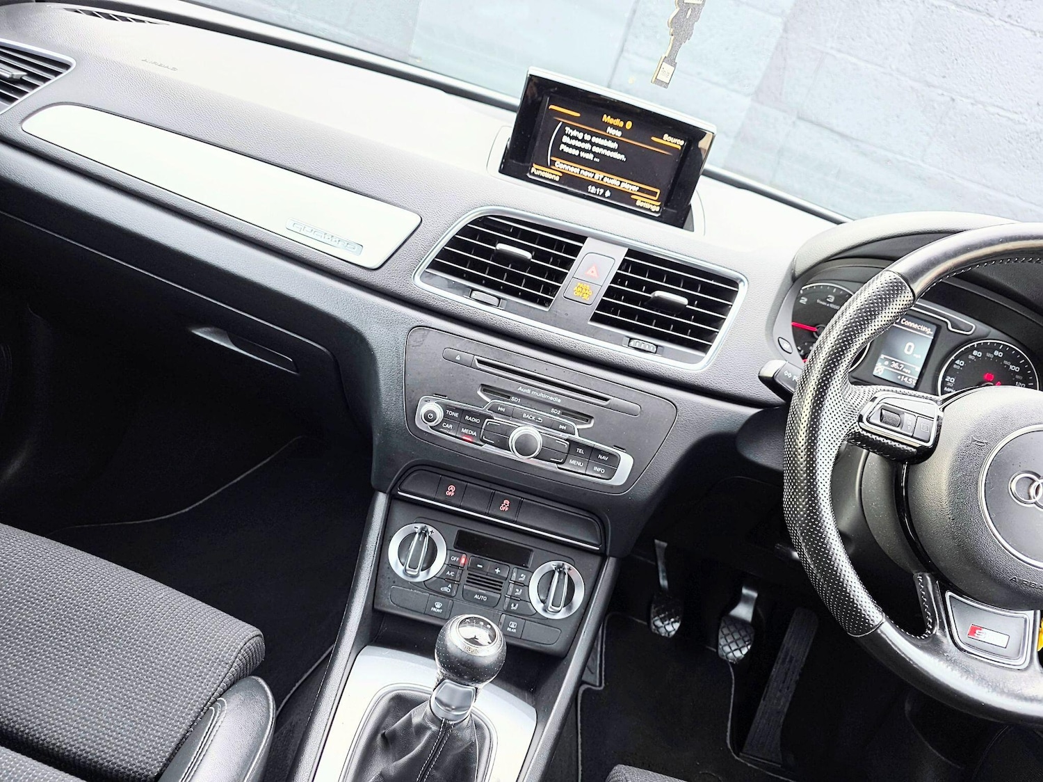 Used Audi Q3 2014 for sale - 76727259: Photo 37