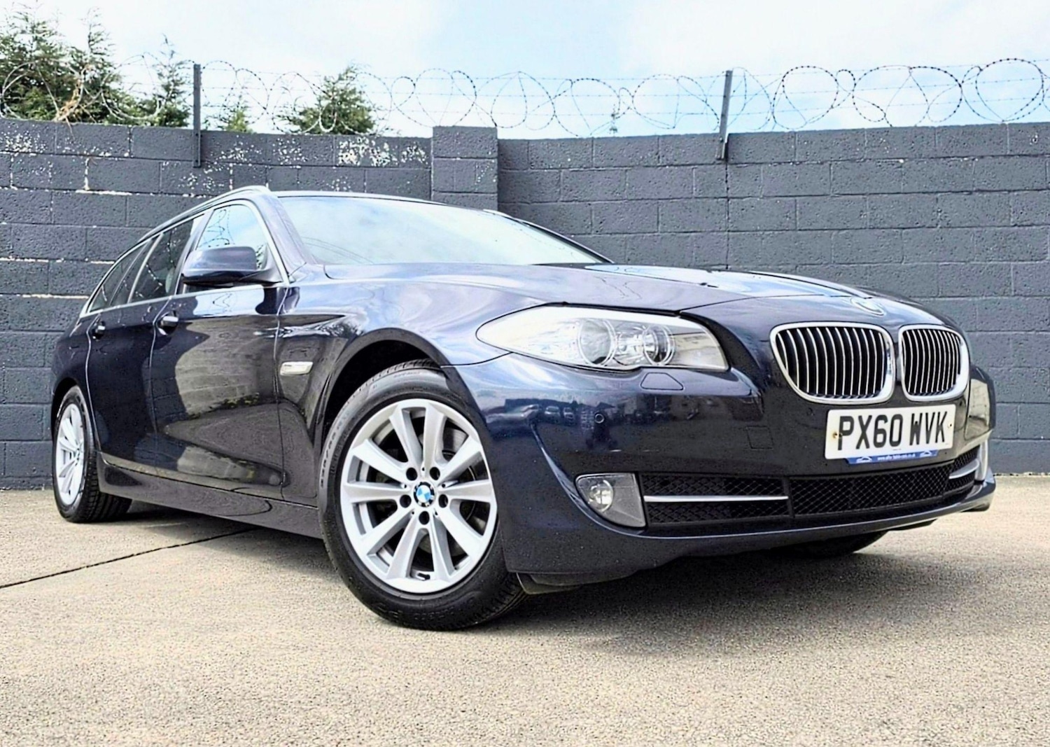 Used BMW 5 Series 2010 for sale - 76585369: Photo 1
