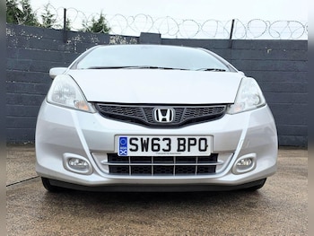 Used Honda Jazz 2013 for sale - 76370633: Photo