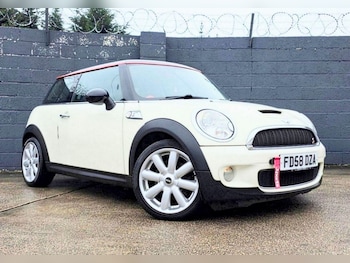 MINI Hatch feature image