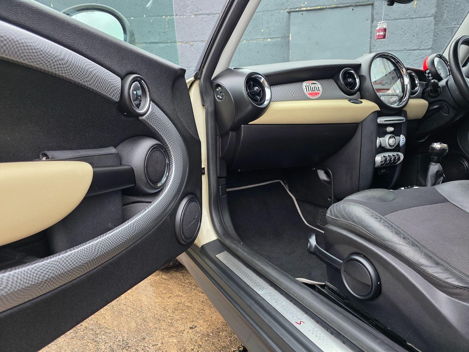 Used MINI Hatch 2009 for sale - 78033920: Photo 37