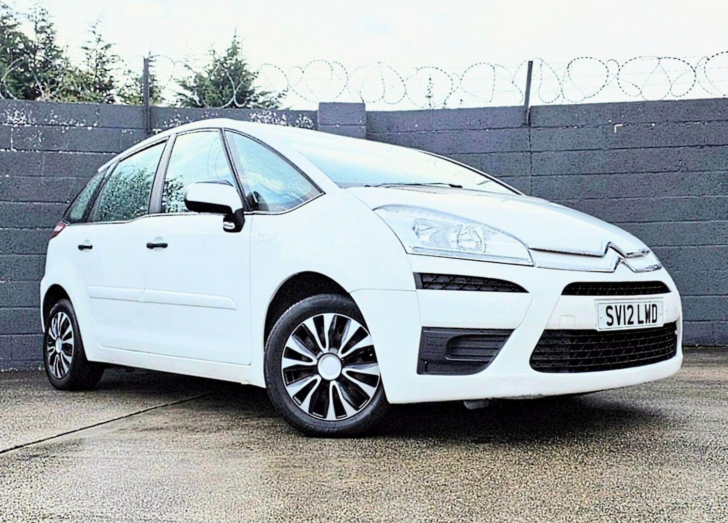 Used Citroen C4 Picasso 2012 for sale - 76226671: Photo 1