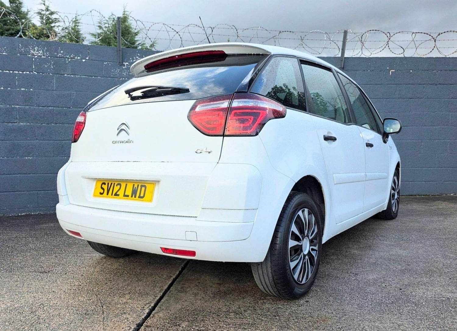 Used Citroen C4 Picasso 2012 for sale - 76226671: Photo 18