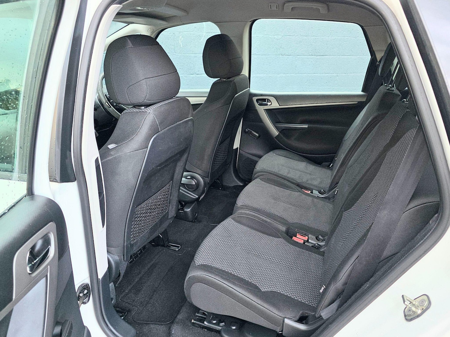 Used Citroen C4 Picasso 2012 for sale - 76226671: Photo 32