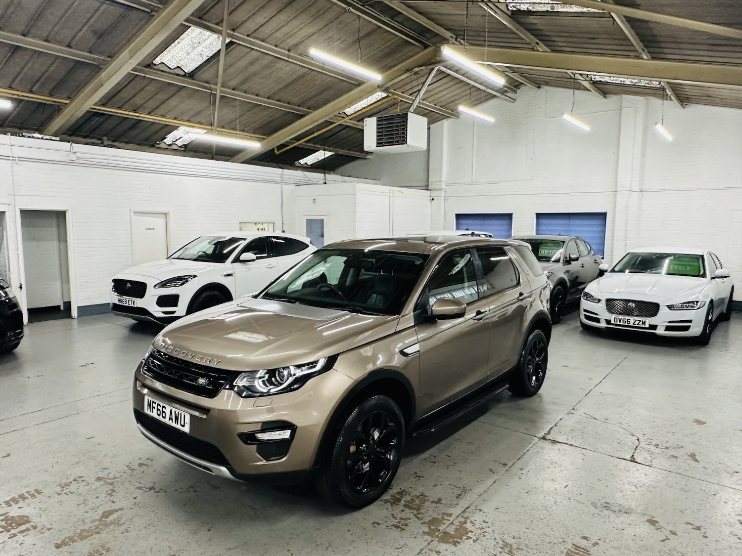 Used Land Rover Discovery Sport 2016 for sale - 77991658: Photo 10