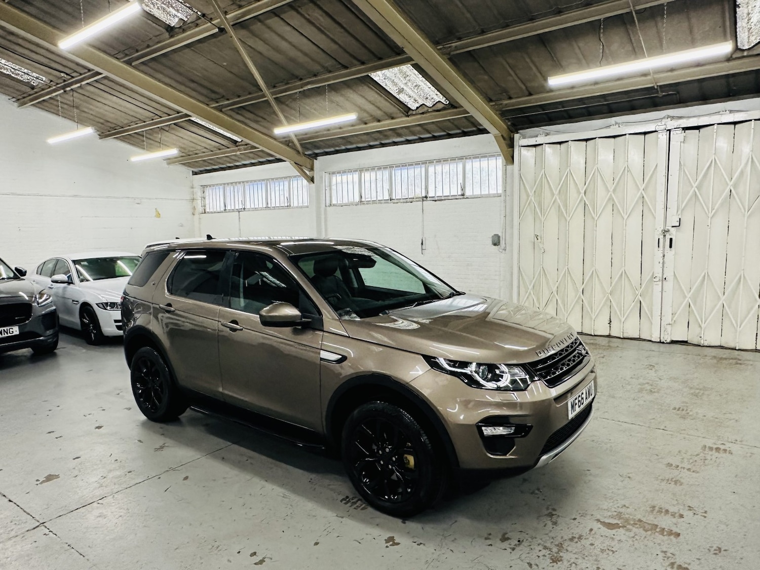 Used Land Rover Discovery Sport 2016 for sale - 77991658: Photo 16