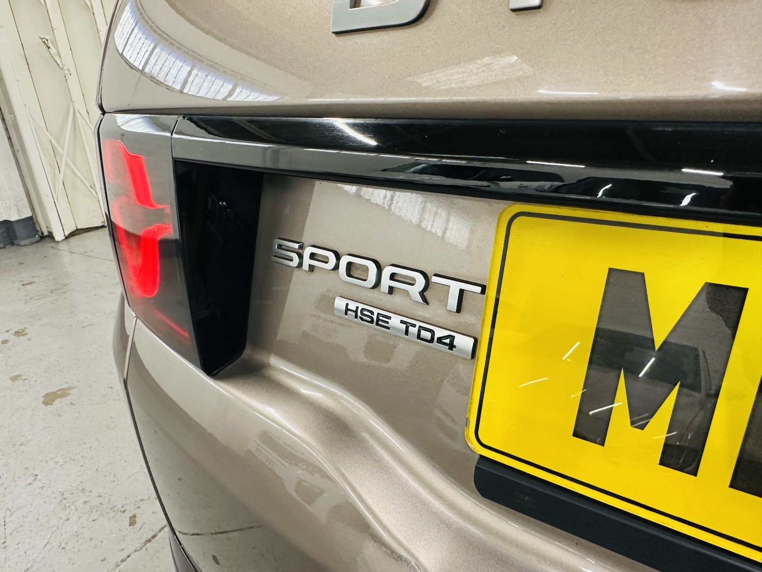 Used Land Rover Discovery Sport 2016 for sale - 77991658: Photo 33