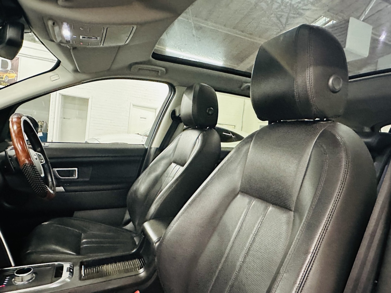 Used Land Rover Discovery Sport 2016 for sale - 77991658: Photo 55