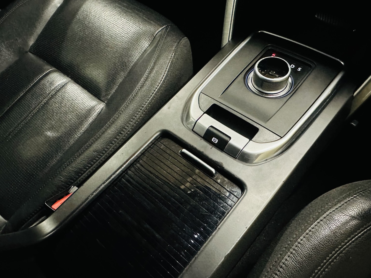 Used Land Rover Discovery Sport 2016 for sale - 77991658: Photo 86