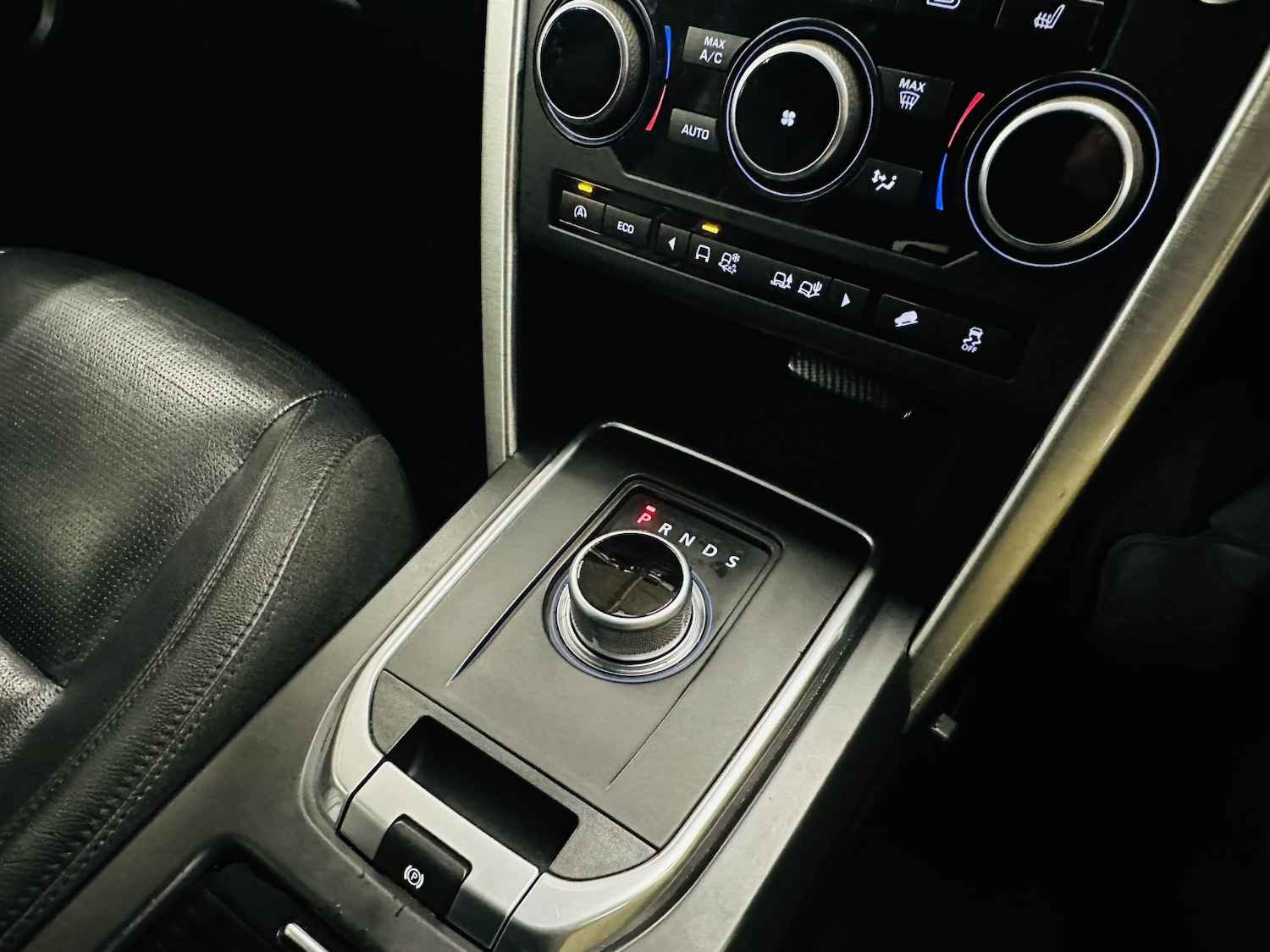 Used Land Rover Discovery Sport 2016 for sale - 77991658: Photo 87