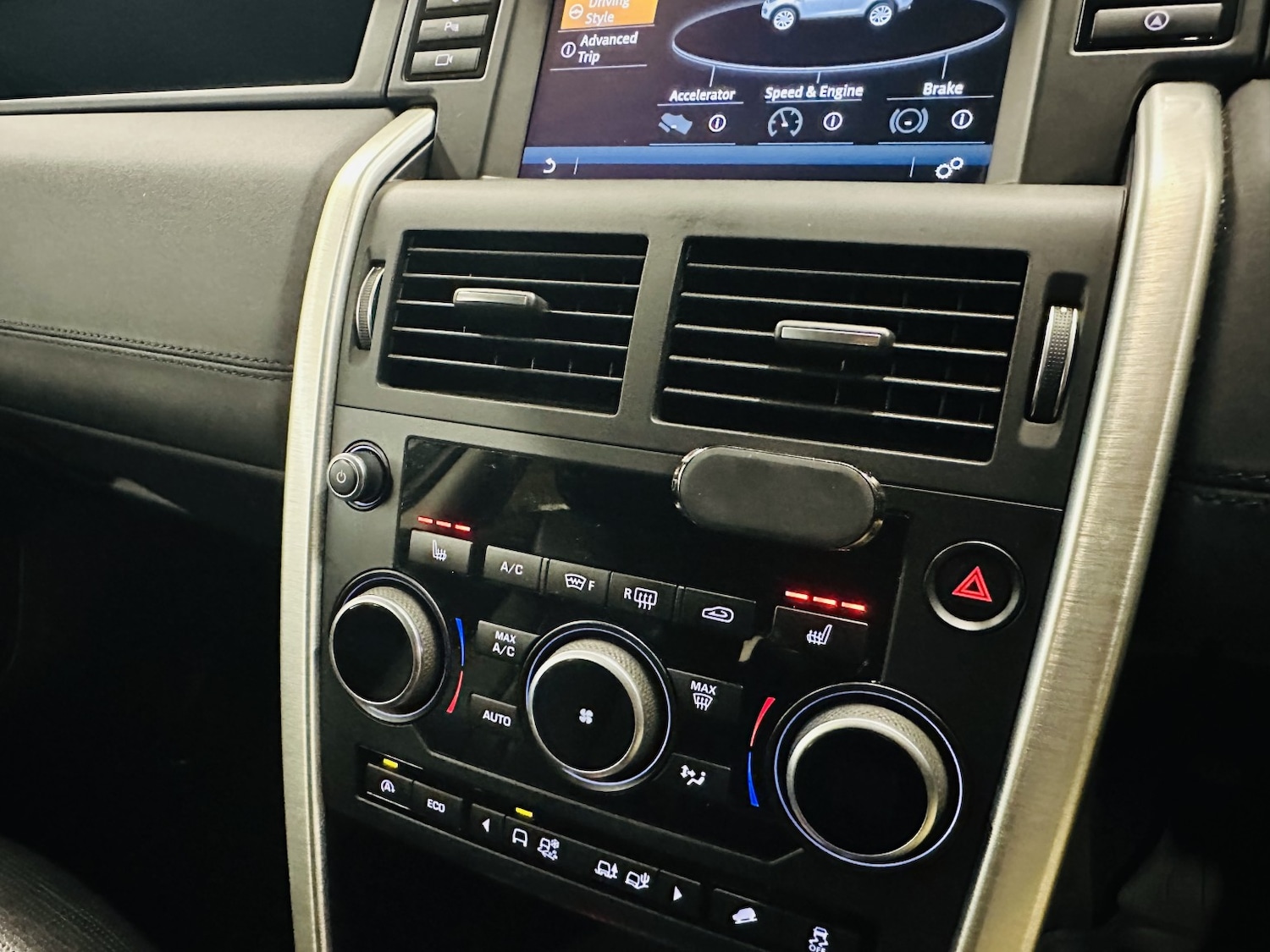 Used Land Rover Discovery Sport 2016 for sale - 77991658: Photo 88