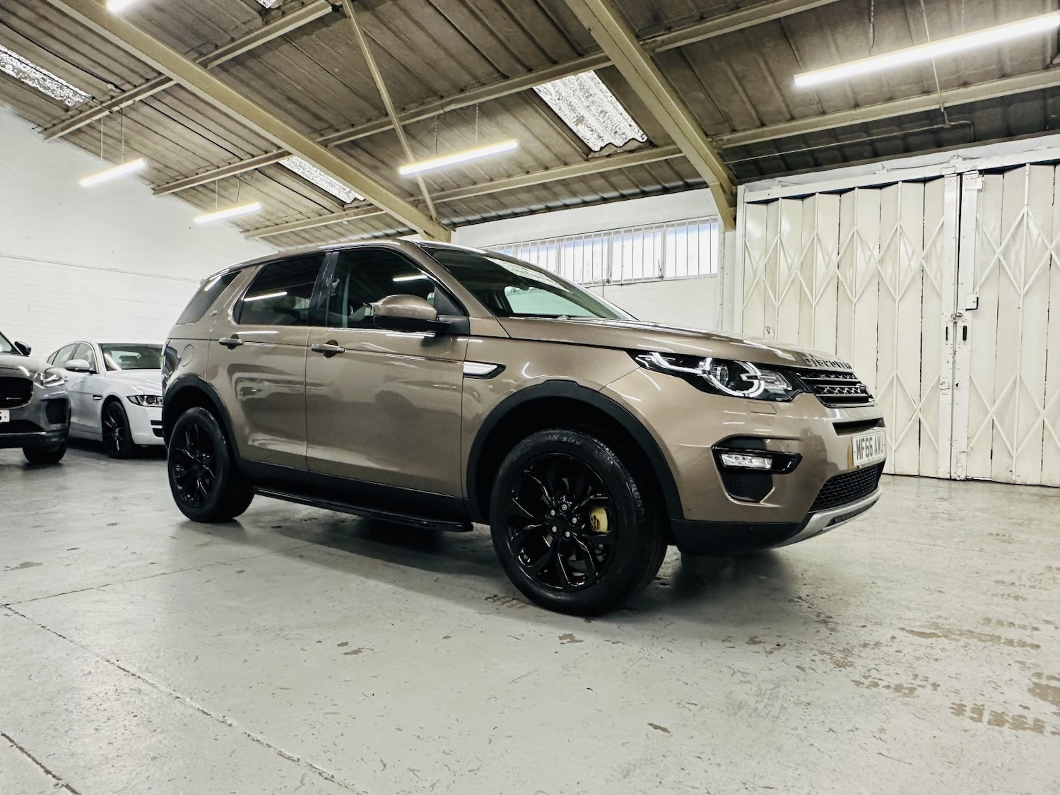 Used Land Rover Discovery Sport 2016 for sale - 77991658: Photo 9