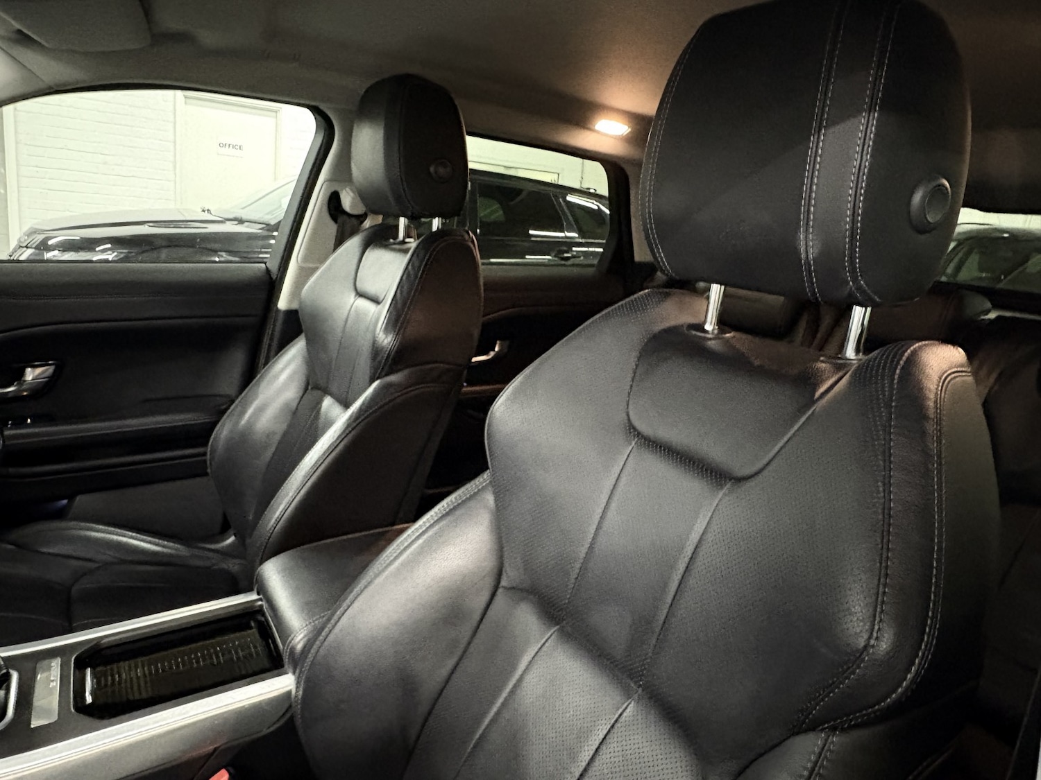 Used Land Rover Range Rover Evoque 2018 for sale - 77303681: Photo 41