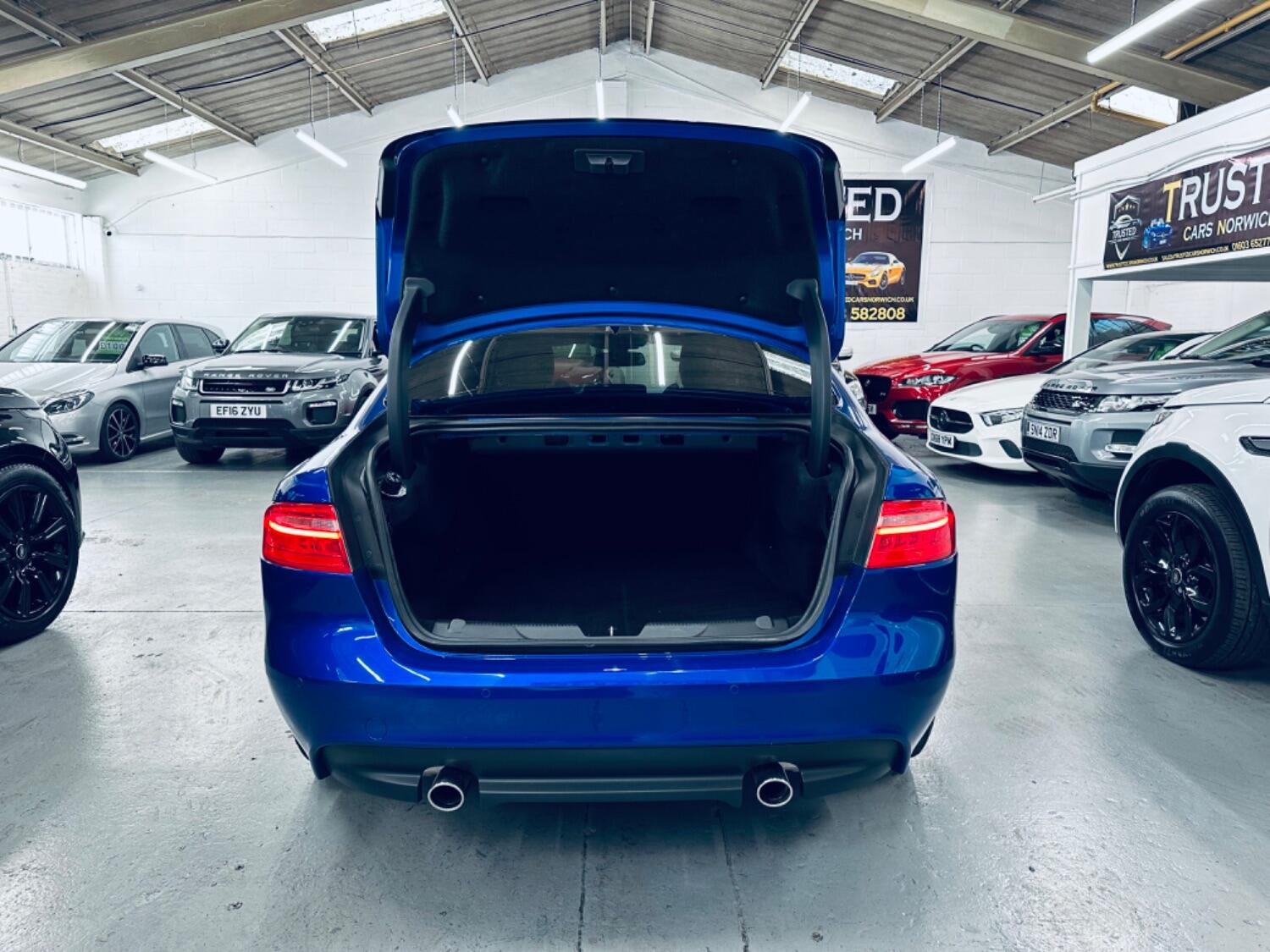 Used Jaguar XE 2017 for sale - 76397017: Photo 14