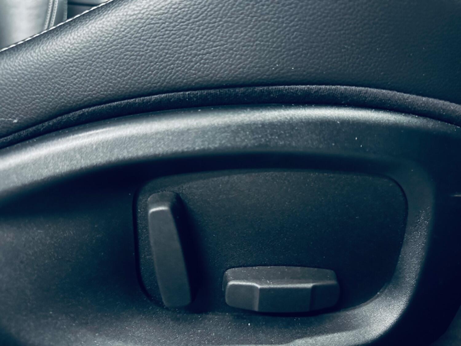 Used Jaguar XE 2017 for sale - 76397017: Photo 50