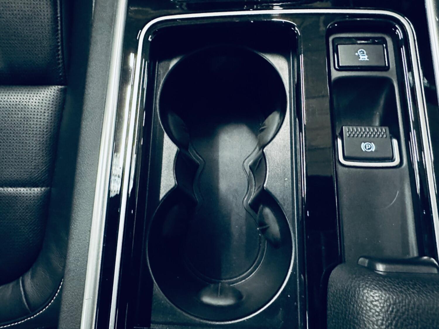 Used Jaguar XE 2017 for sale - 76397017: Photo 80