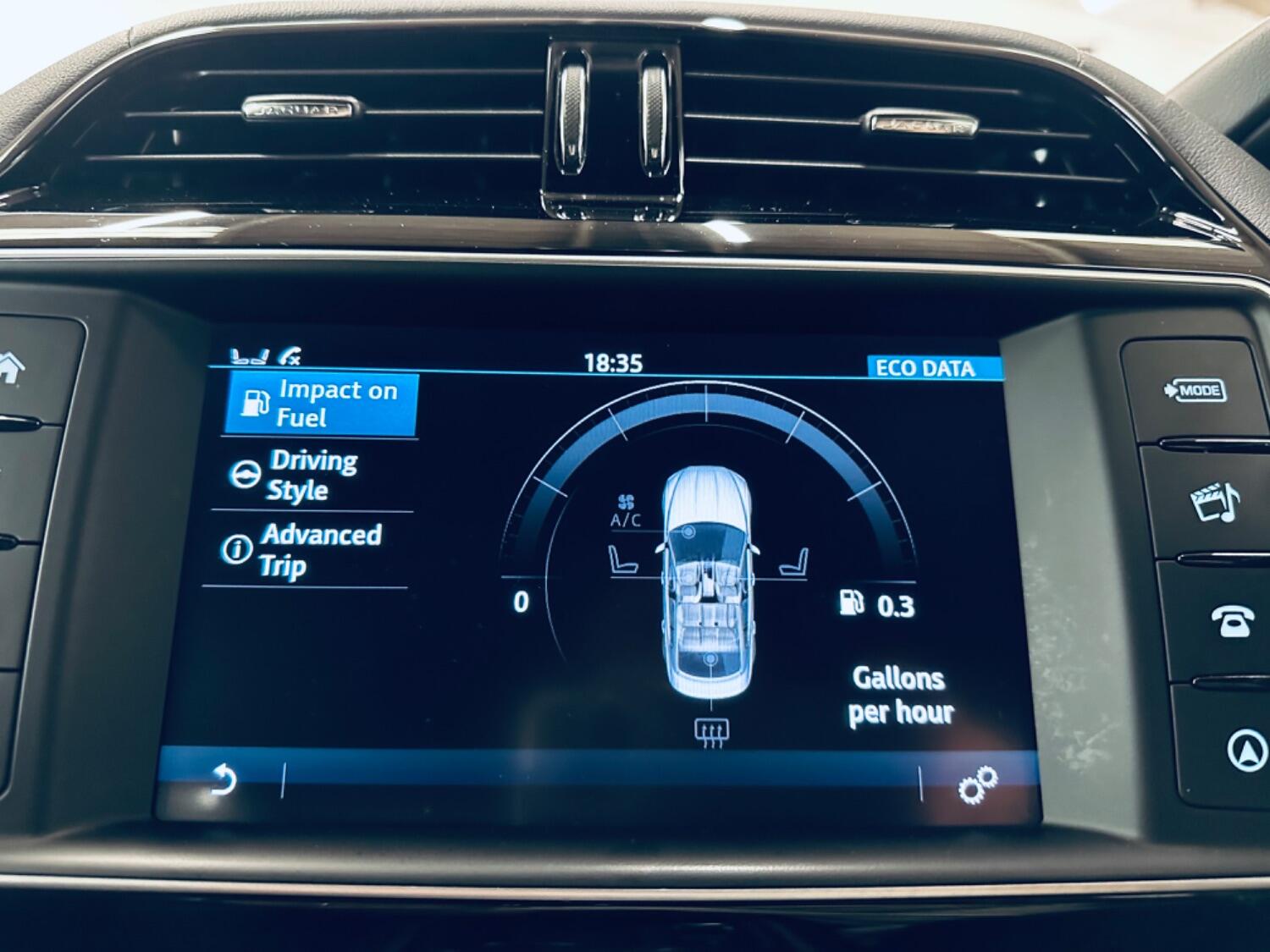 Used Jaguar XE 2017 for sale - 76397017: Photo 92