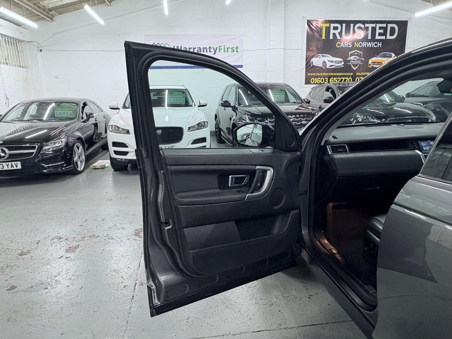 Used Land Rover Discovery Sport 2018 for sale - 76407601: Photo 46