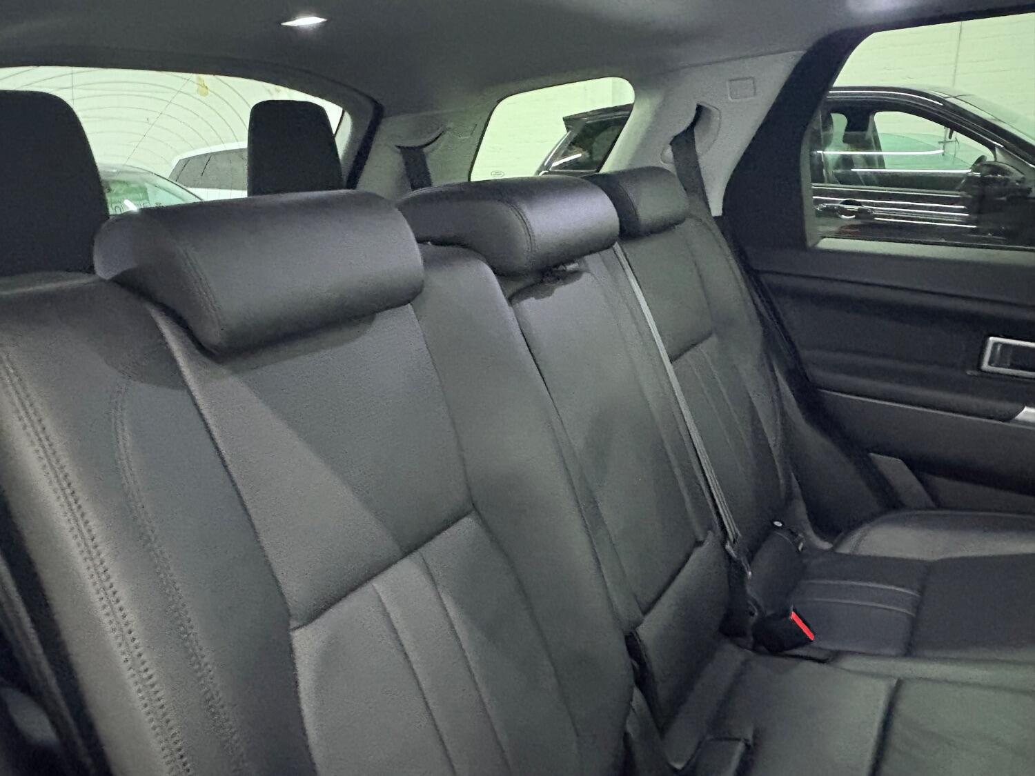 Used Land Rover Discovery Sport 2018 for sale - 76407601: Photo 61