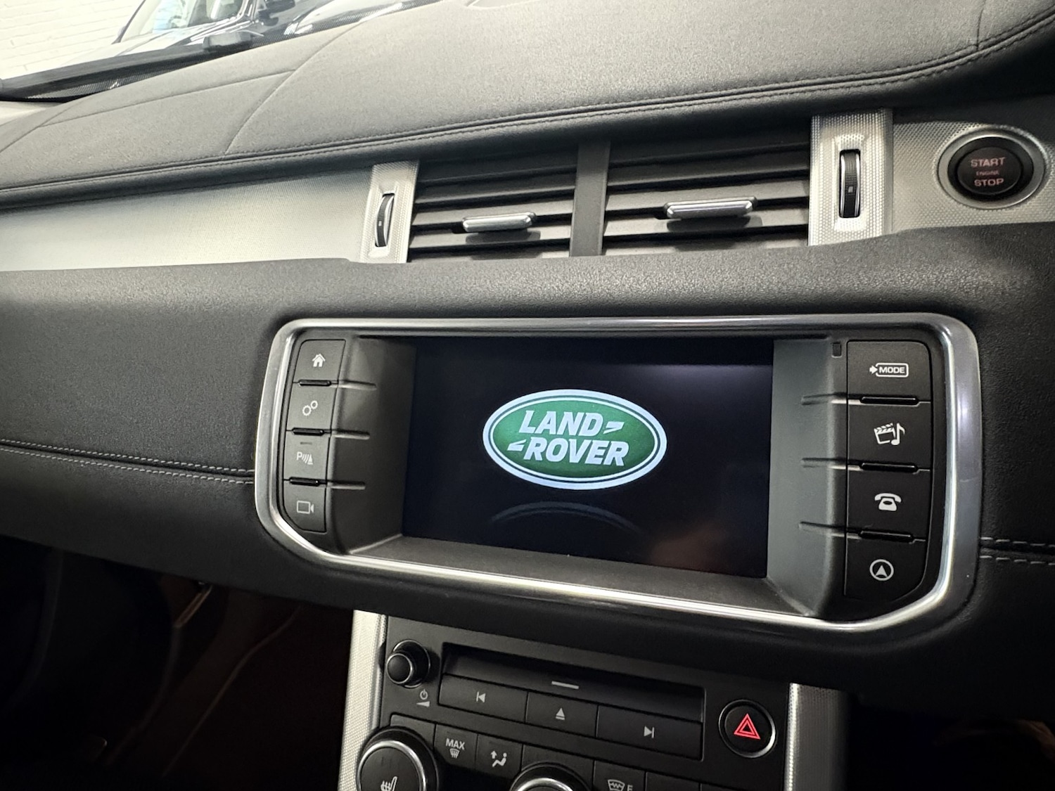 Used Land Rover Range Rover Evoque 2016 for sale - 77028031: Photo 100