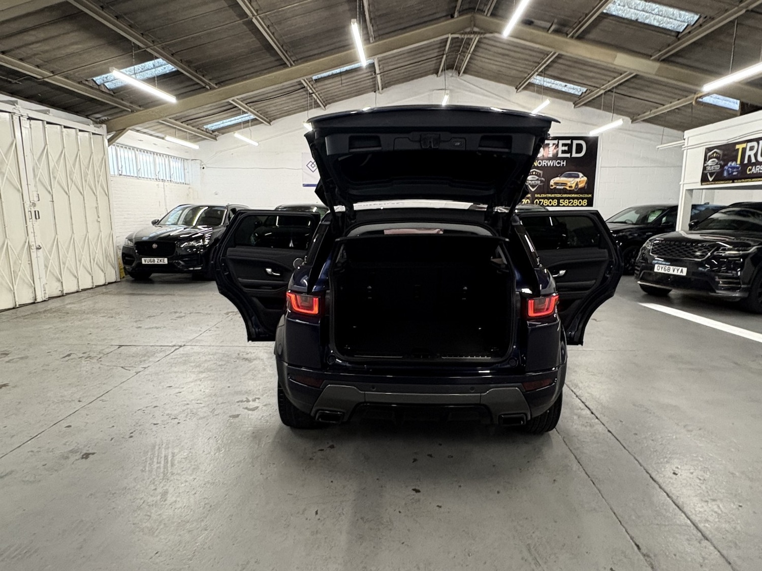 Used Land Rover Range Rover Evoque 2016 for sale - 77028031: Photo 15