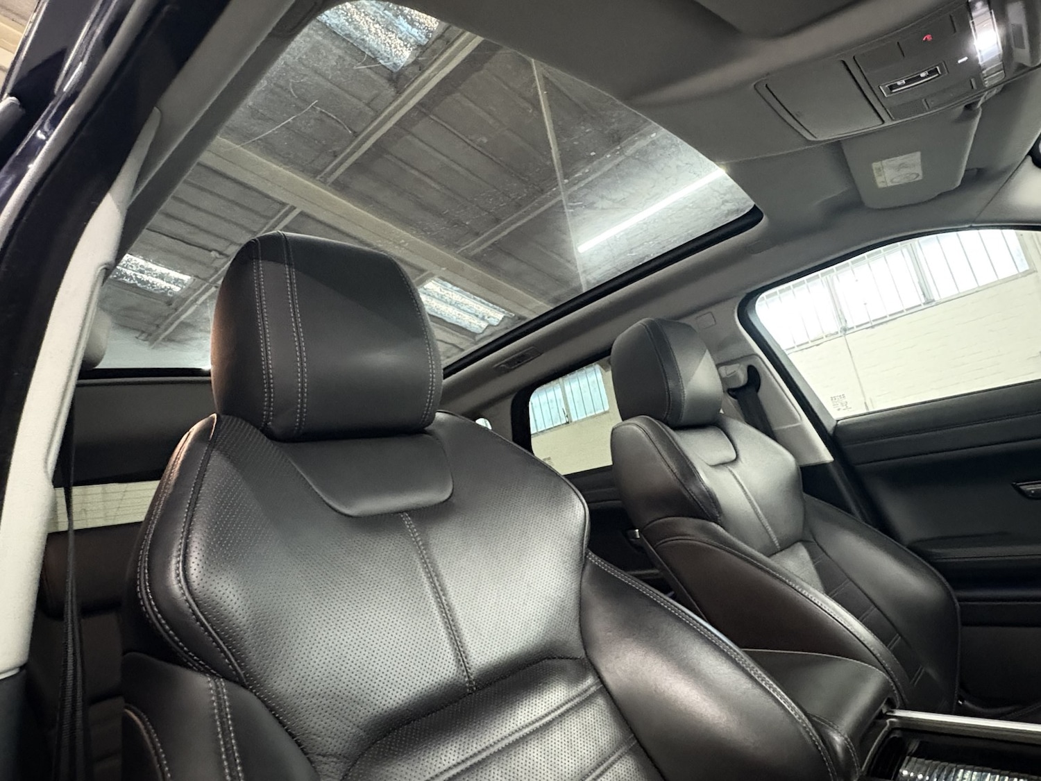 Used Land Rover Range Rover Evoque 2016 for sale - 77028031: Photo 38