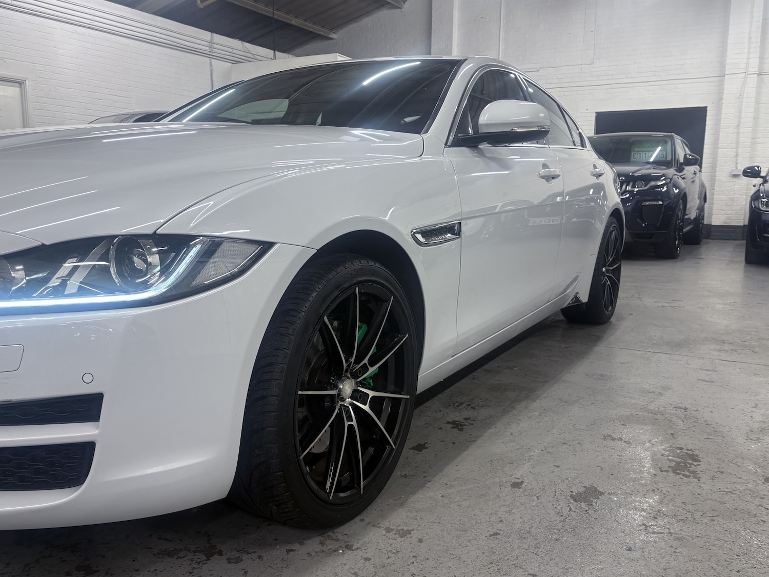 Used Jaguar XE 2017 for sale - 77129516: Photo 21