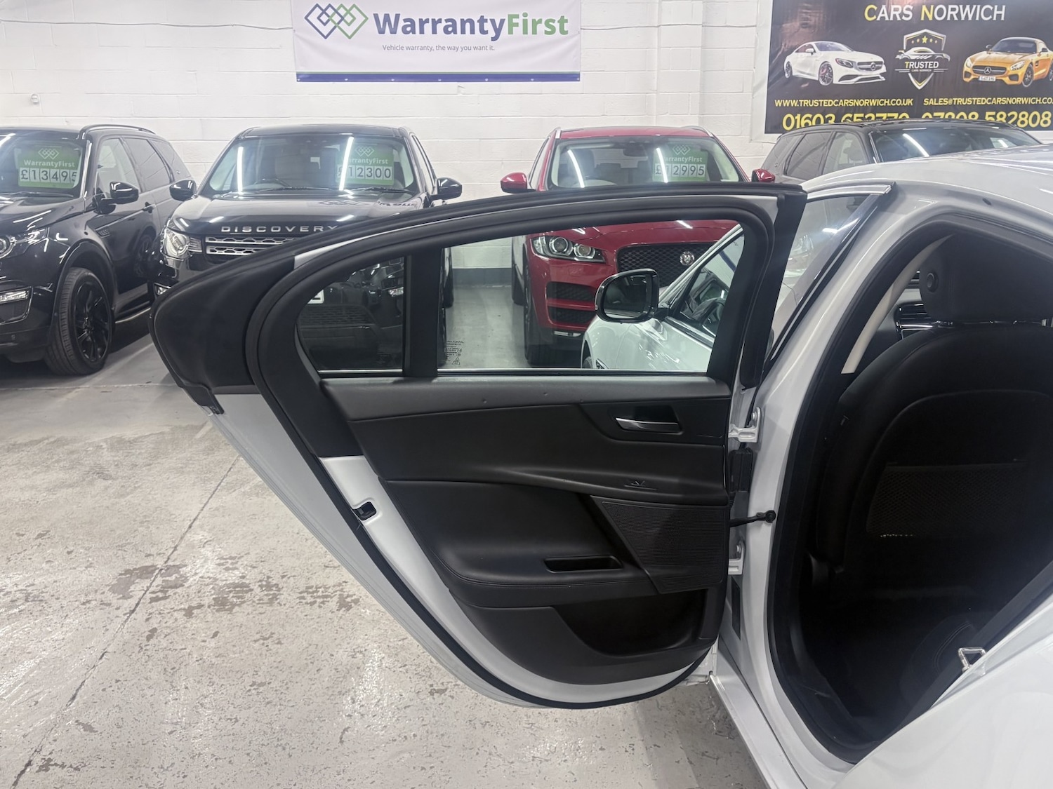 Used Jaguar XE 2017 for sale - 77129516: Photo 59