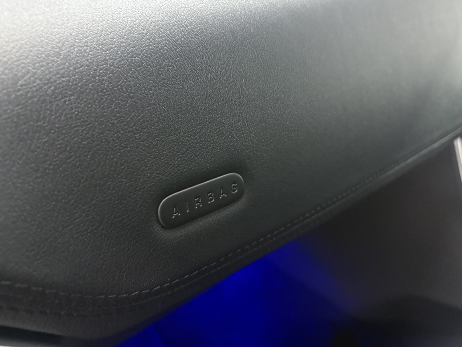 Used Jaguar XE 2017 for sale - 77129516: Photo 60