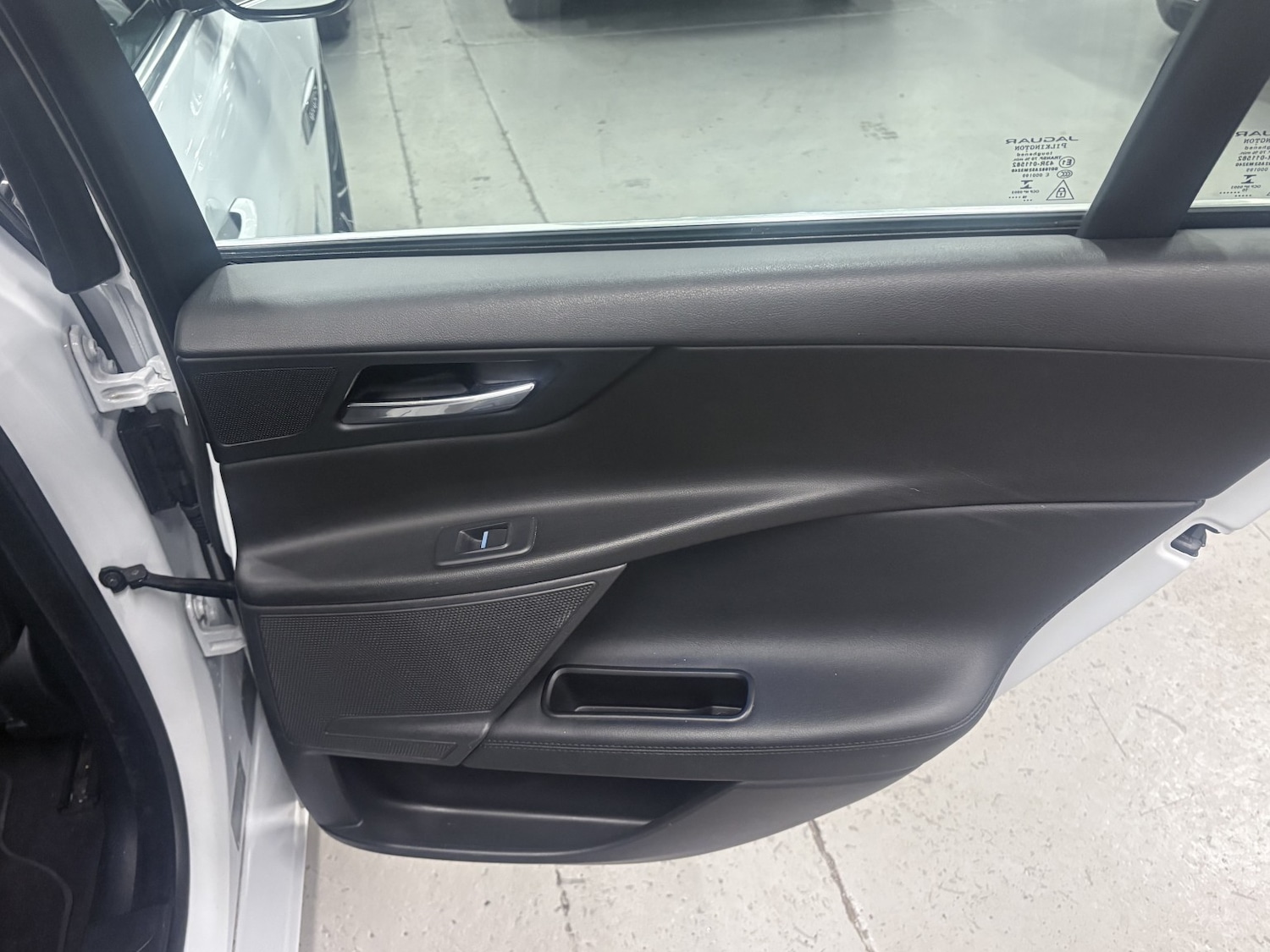 Used Jaguar XE 2017 for sale - 77129516: Photo 66