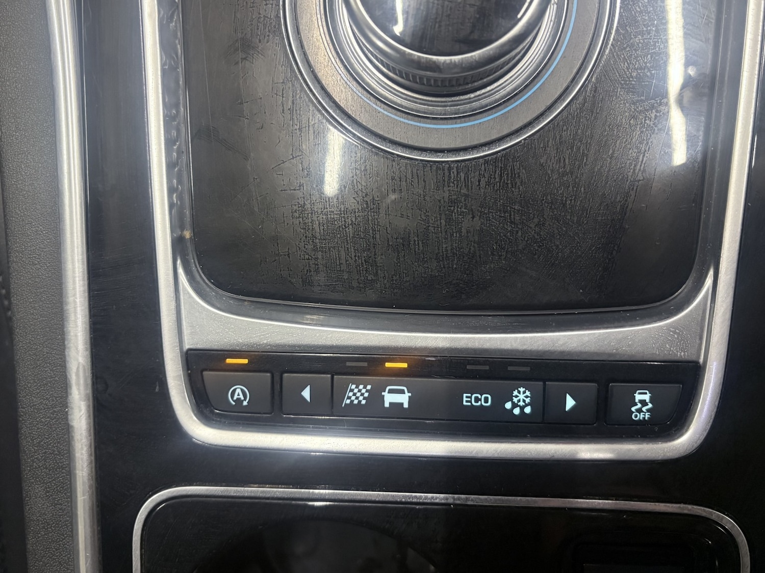 Used Jaguar XE 2017 for sale - 77129516: Photo 92