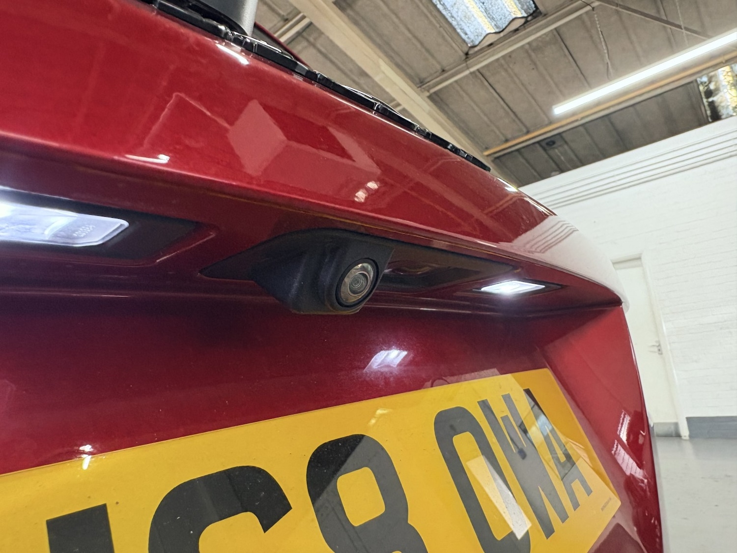 Used Jaguar F-Pace 2018 for sale - 76863890: Photo 26