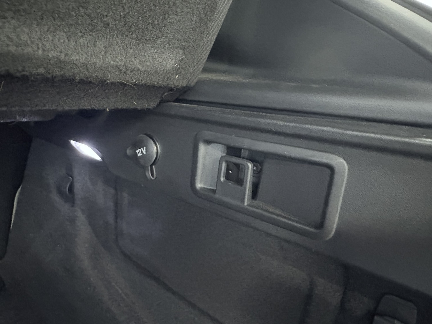 Used Jaguar F-Pace 2018 for sale - 76863890: Photo 33