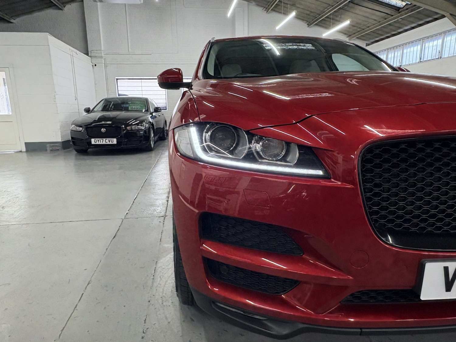 Used Jaguar F-Pace 2018 for sale - 76863890: Photo 37