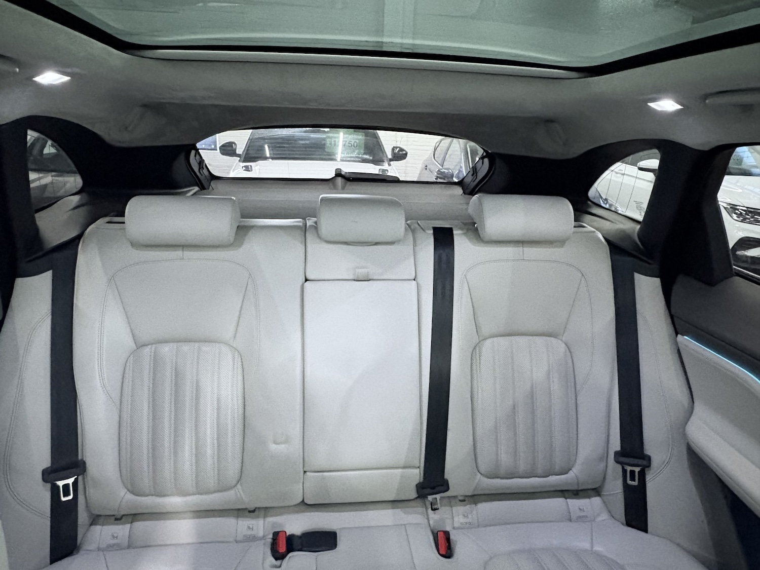 Used Jaguar F-Pace 2018 for sale - 76863890: Photo 61