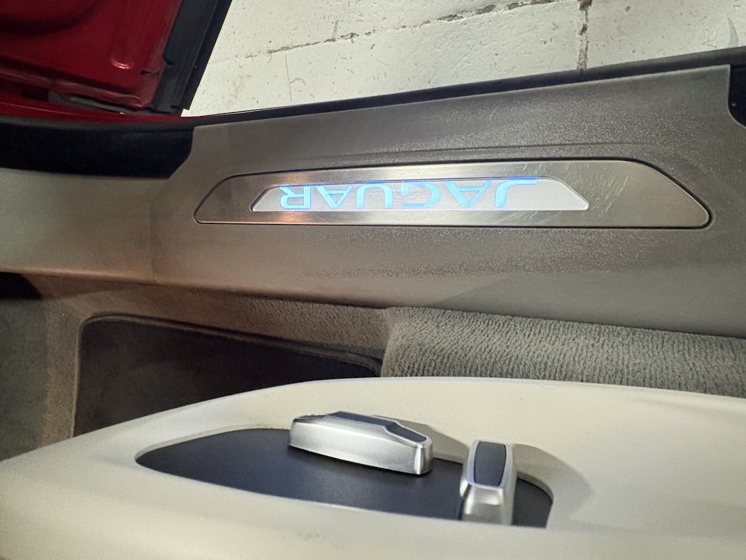 Used Jaguar F-Pace 2018 for sale - 76863890: Photo 62