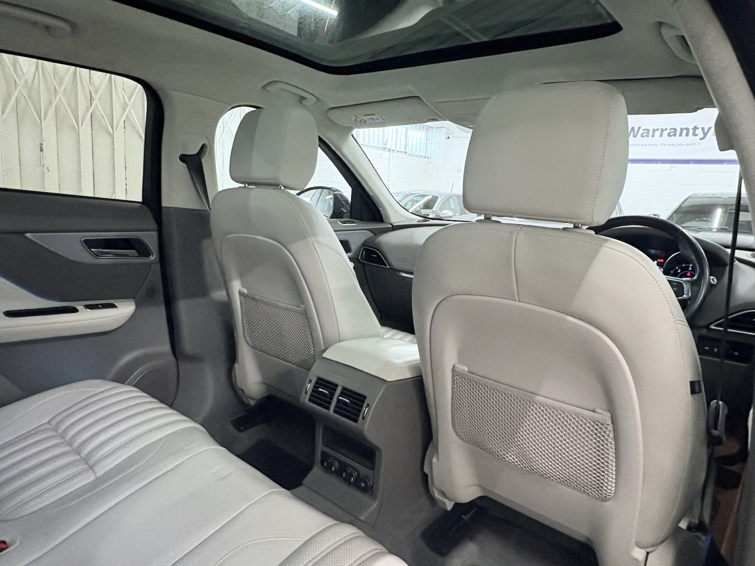 Used Jaguar F-Pace 2018 for sale - 76863890: Photo 83