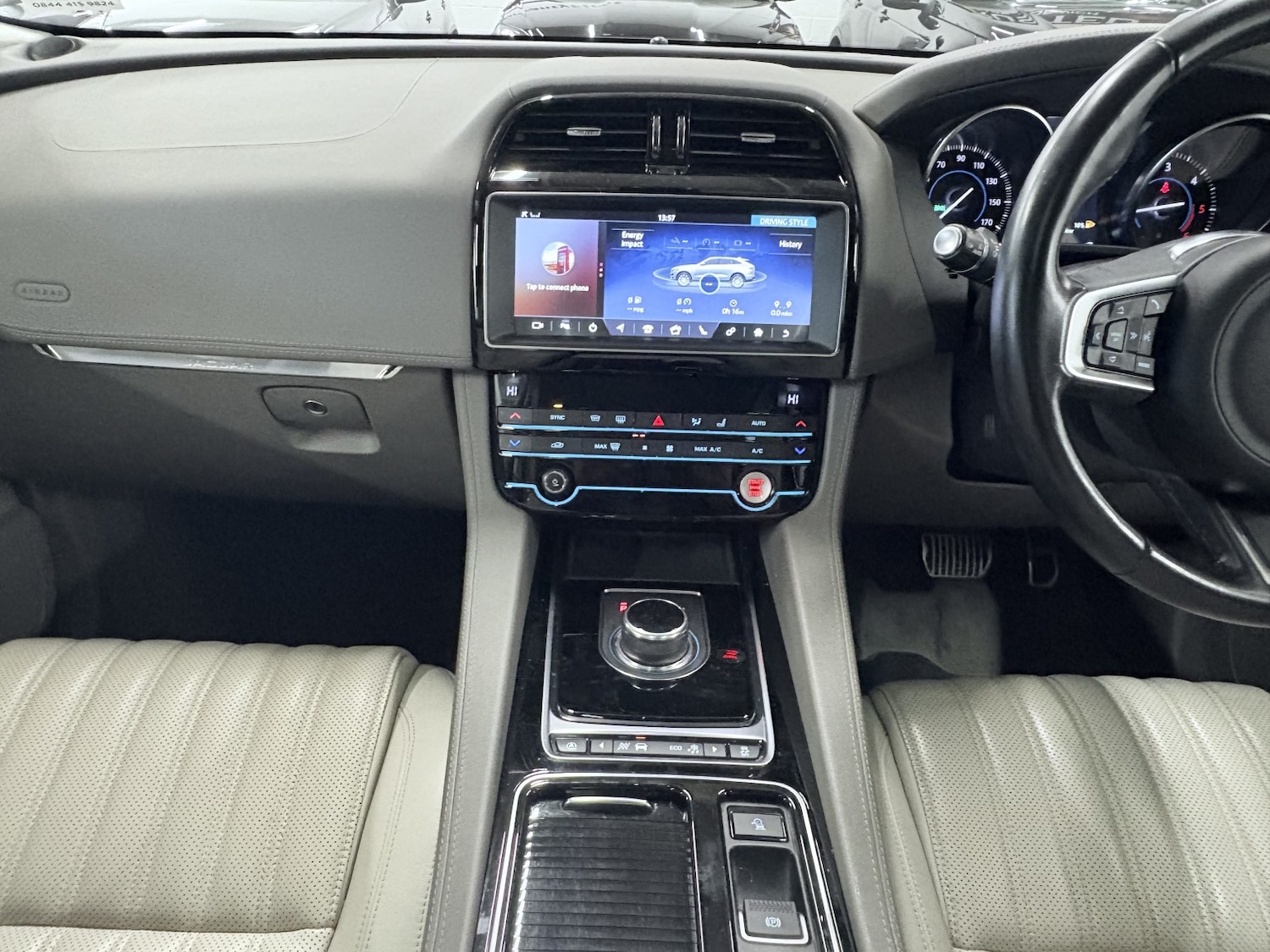 Used Jaguar F-Pace 2018 for sale - 76863890: Photo 94