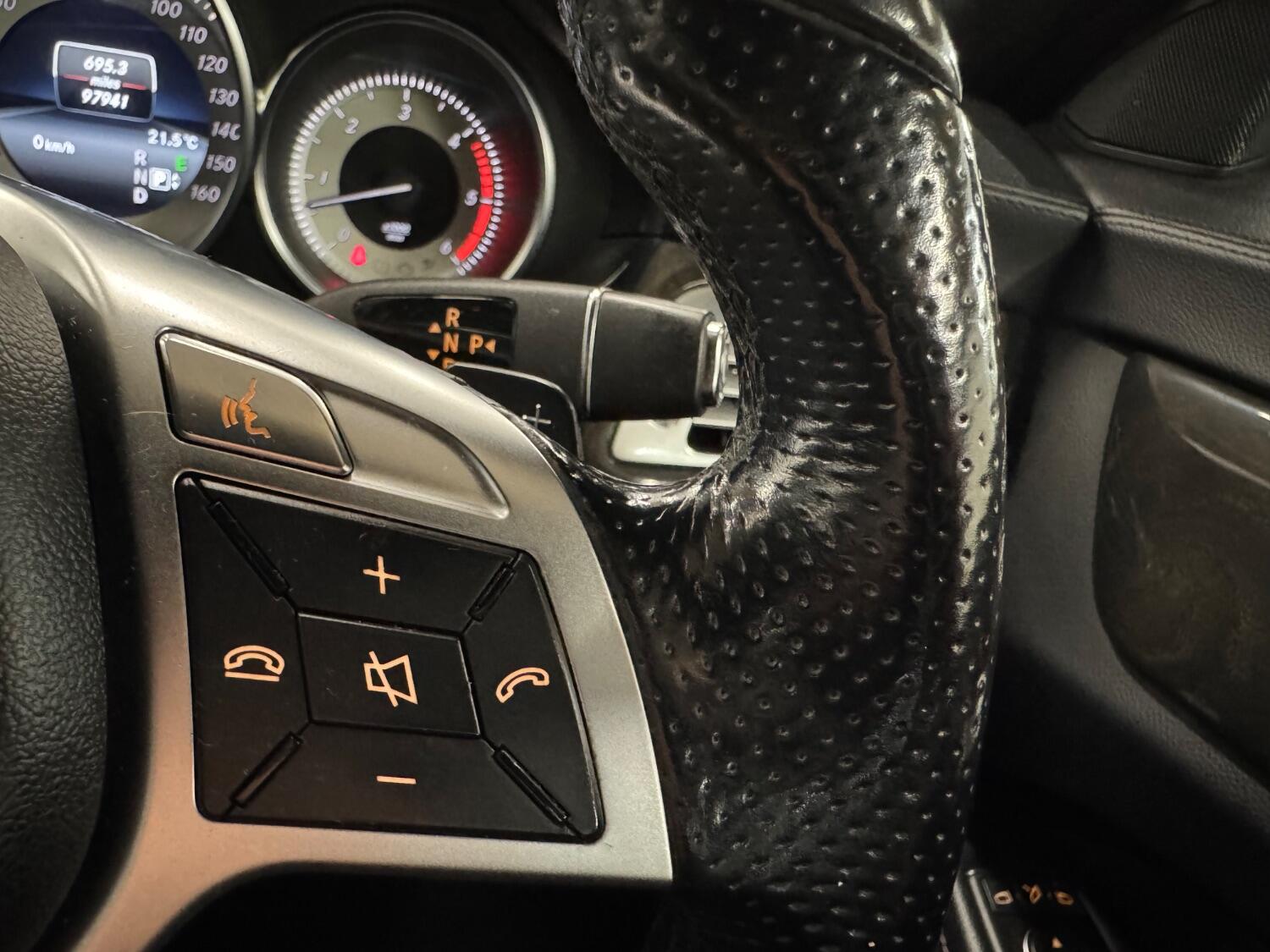 Used Mercedes-Benz CLS 2013 for sale - 76407578: Photo 34