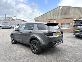 Used Land Rover Discovery Sport 2018 for sale - 78820688: Photo