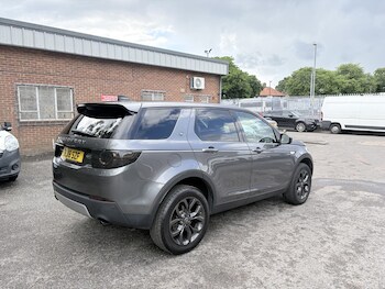 Used Land Rover Discovery Sport 2018 for sale - 78820688: Photo