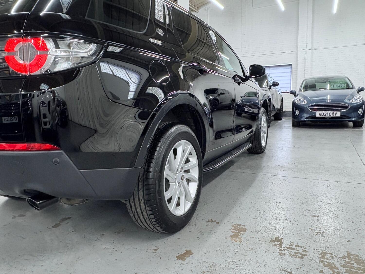 Used Land Rover Discovery Sport 2018 for sale - 76407467: Photo 18