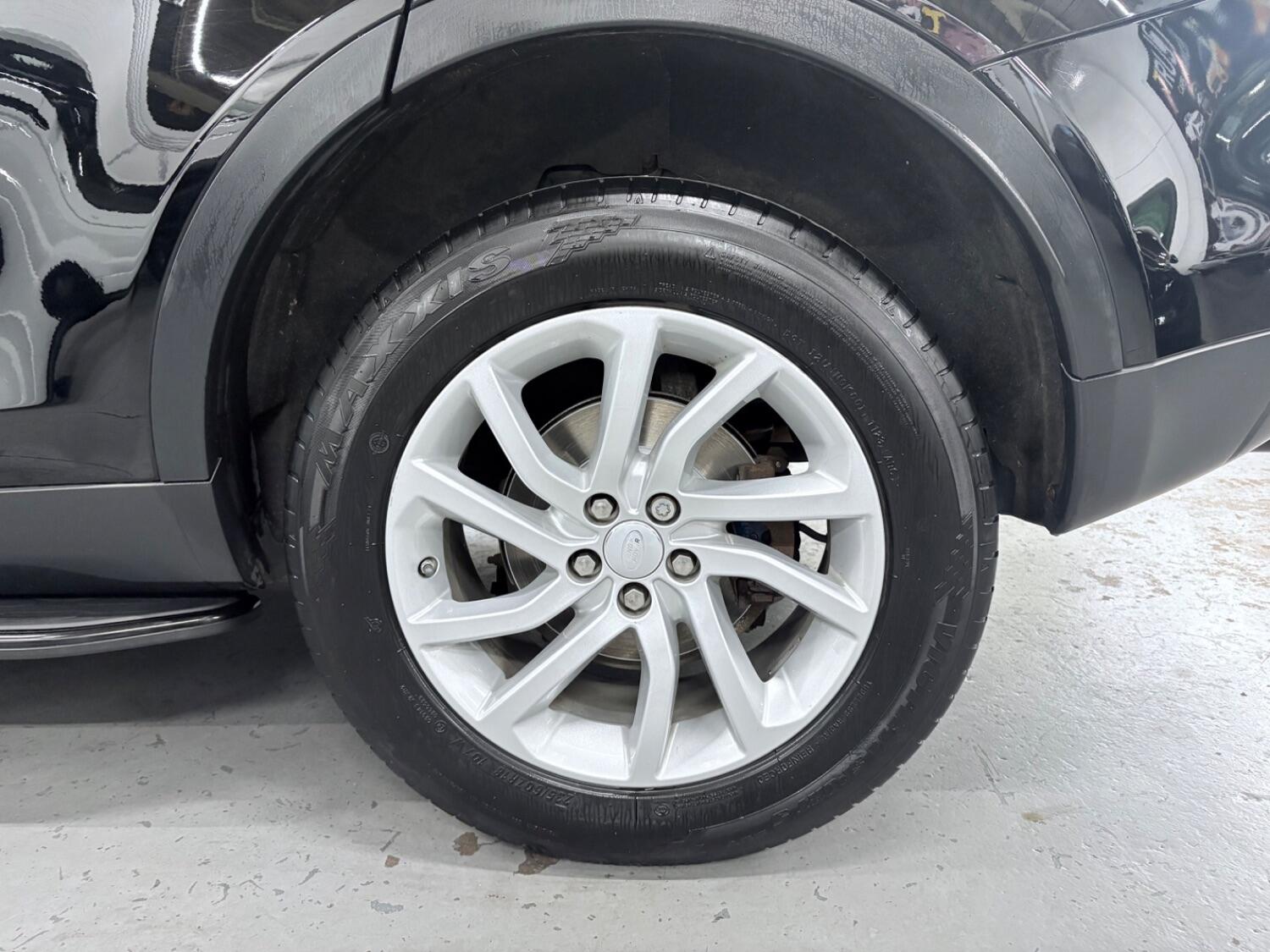 Used Land Rover Discovery Sport 2018 for sale - 76407467: Photo 31